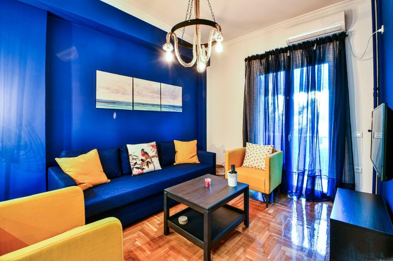 Cozy Blue Apartment By Zain Атина Екстериор снимка